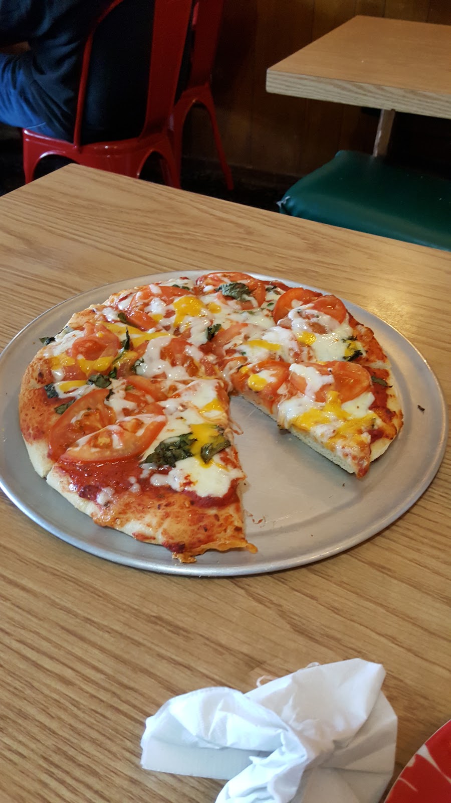 Wenellis Pizza | 4215 Arden Way, Sacramento, CA 95864, USA | Phone: (916) 482-1008