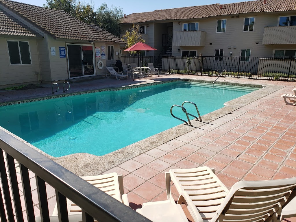 Olive-Dee Apartments | 333 N Olive St, Lemoore, CA 93245, USA | Phone: (559) 924-4564