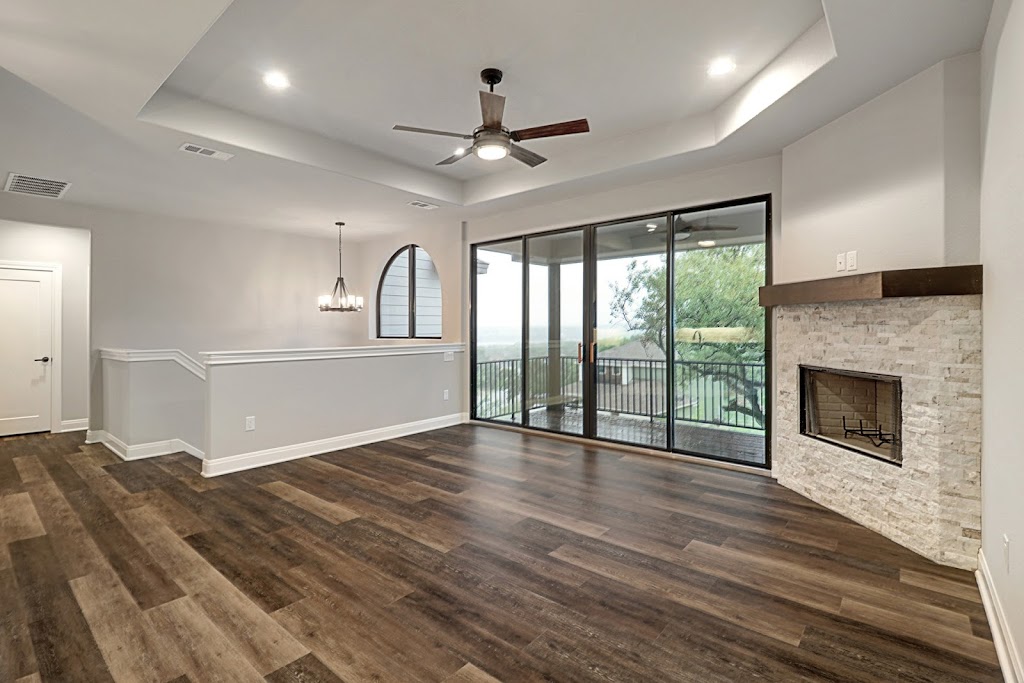Eve Cameron, Broker/Owner at Cameron Realty Texas - real estate agency  | Photo 2 of 10 | Address: 6015 Lohman Ford Rd #108, Lago Vista, TX 78645, USA | Phone: (512) 784-3609