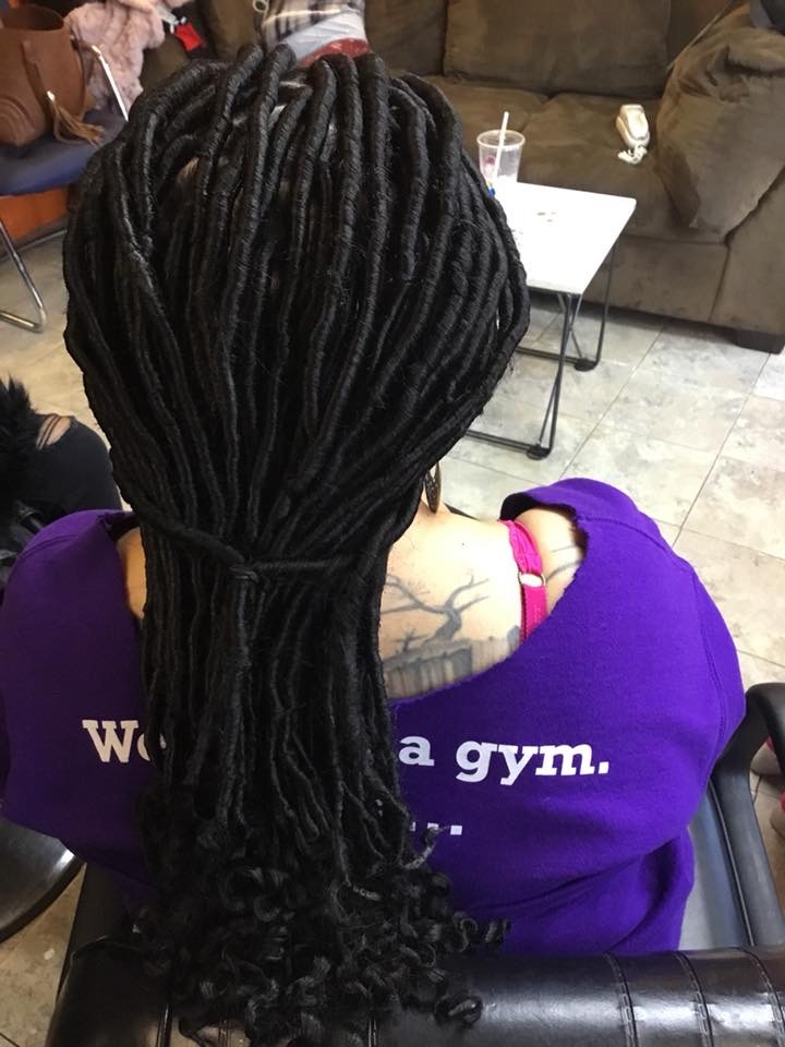 Fafa Hair Braiding | 197 Broadway Unit #2 Next to, Hollywood Fried Chicken, Paterson, NJ 07501, USA | Phone: (973) 780-3787