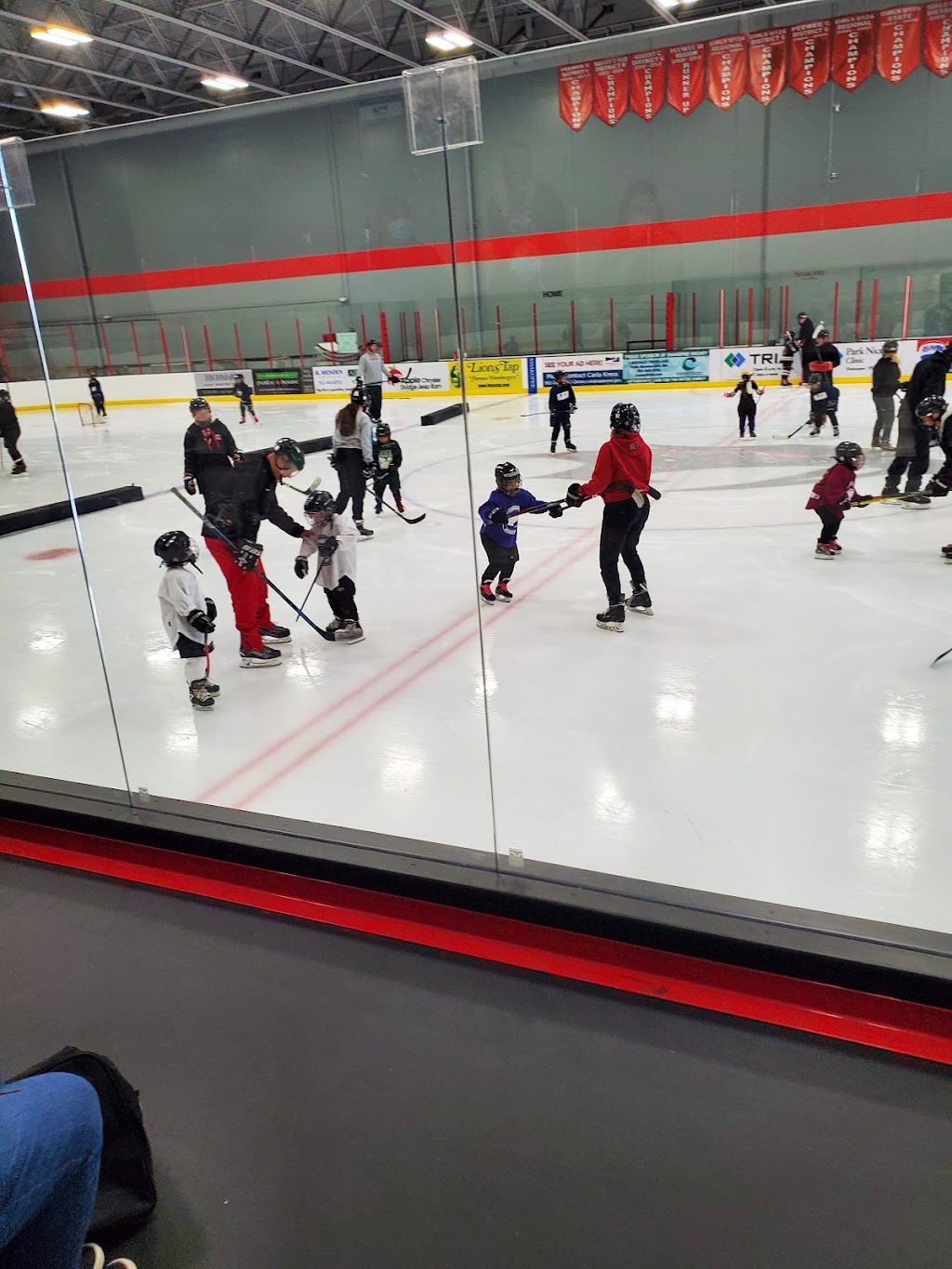 EdgeTek Hockey | 1225 Fuller St S, Shakopee, MN 55379 | Phone: (952) 233-9522