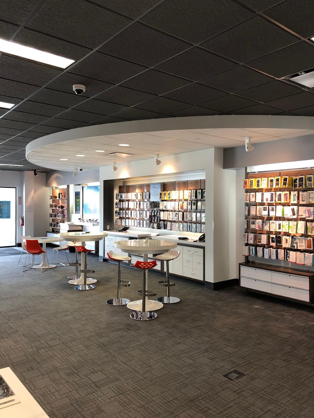 AT&T Store | 16811 Burke St Suite 113, Omaha, NE 68118, USA | Phone: (402) 513-0467