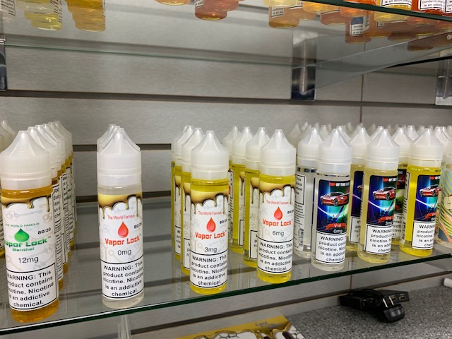Cool Breeze Vapor | 2615 Charlestown Rd, New Albany, IN 47150, USA | Phone: (812) 948-8007
