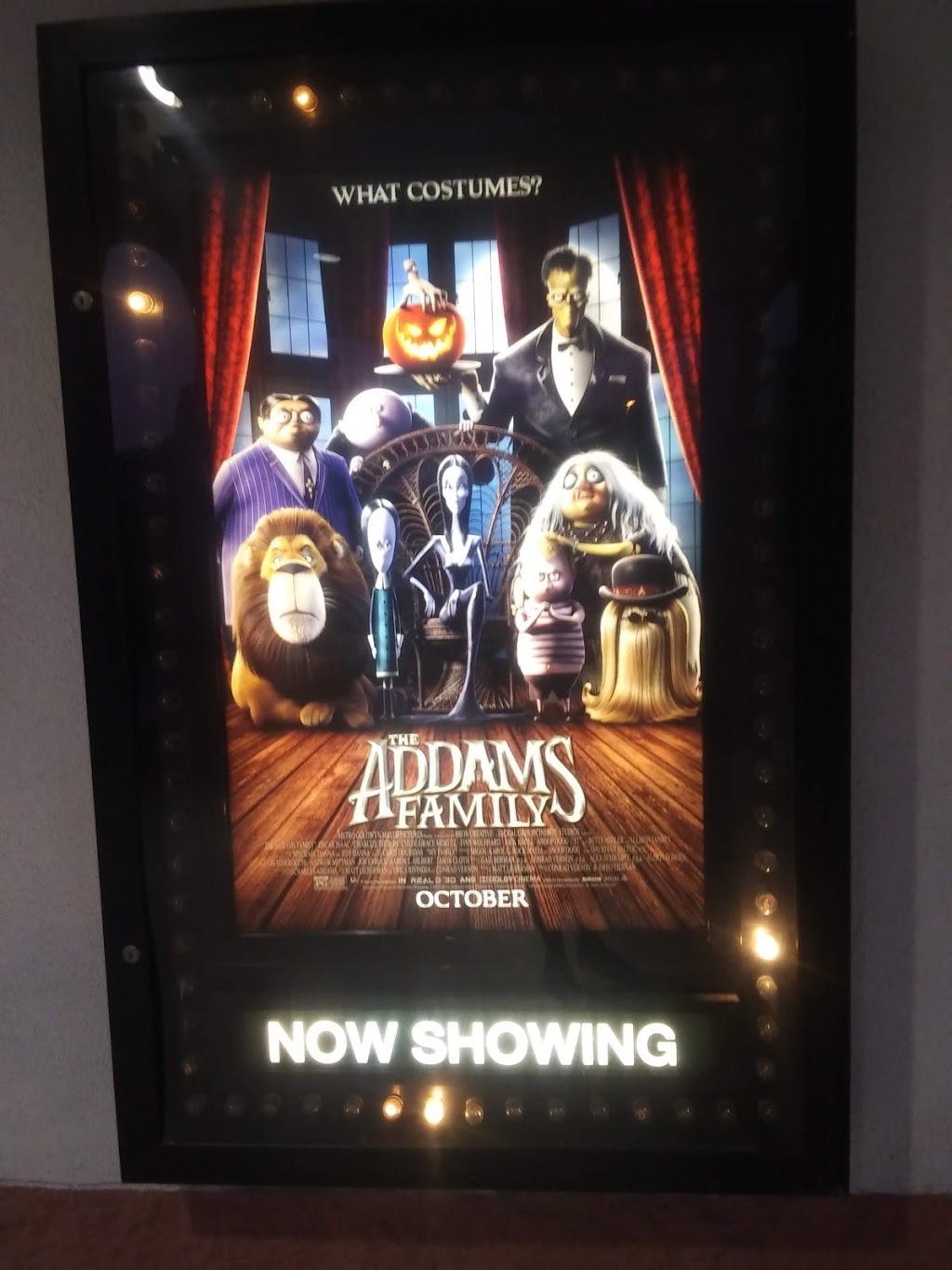 Green Valley Cinema 9 | 1125 S Green Valley Rd, Watsonville, CA 95076, USA | Phone: (831) 761-8200