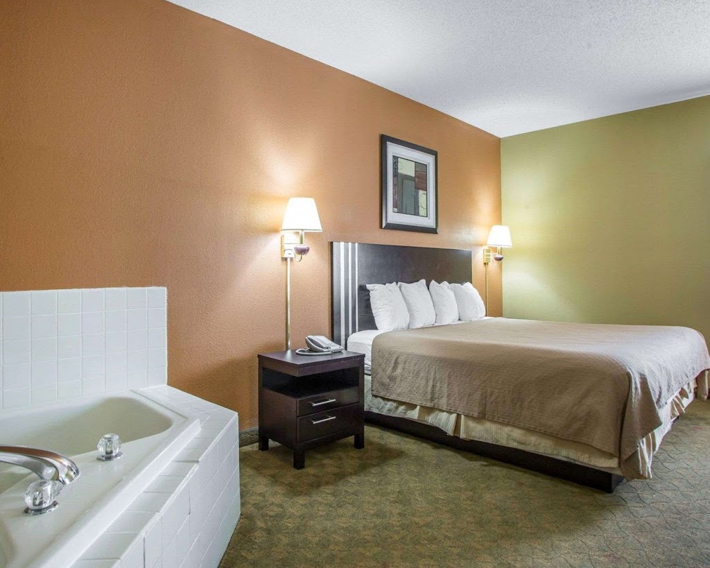 Quality Inn | 1350 83rd Ave, Merrillville, IN 46410, USA | Phone: (219) 736-5252