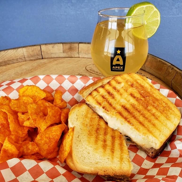 Apex Aleworks Brewery & Taproom | 4356 S Noland Rd, Independence, MO 64055 | Phone: (816) 642-2901