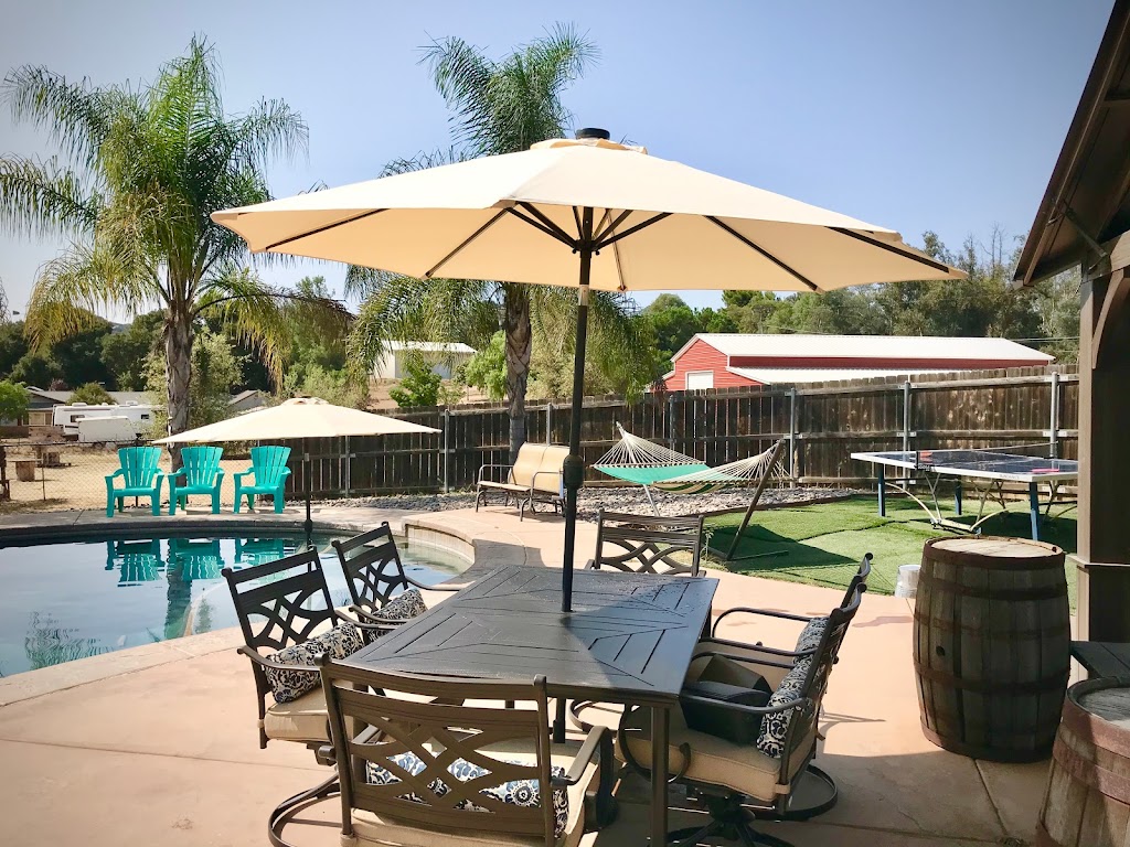 Farmhouse Vacations | 17054 Handlebar Rd, Ramona, CA 92065, USA | Phone: (760) 440-8281