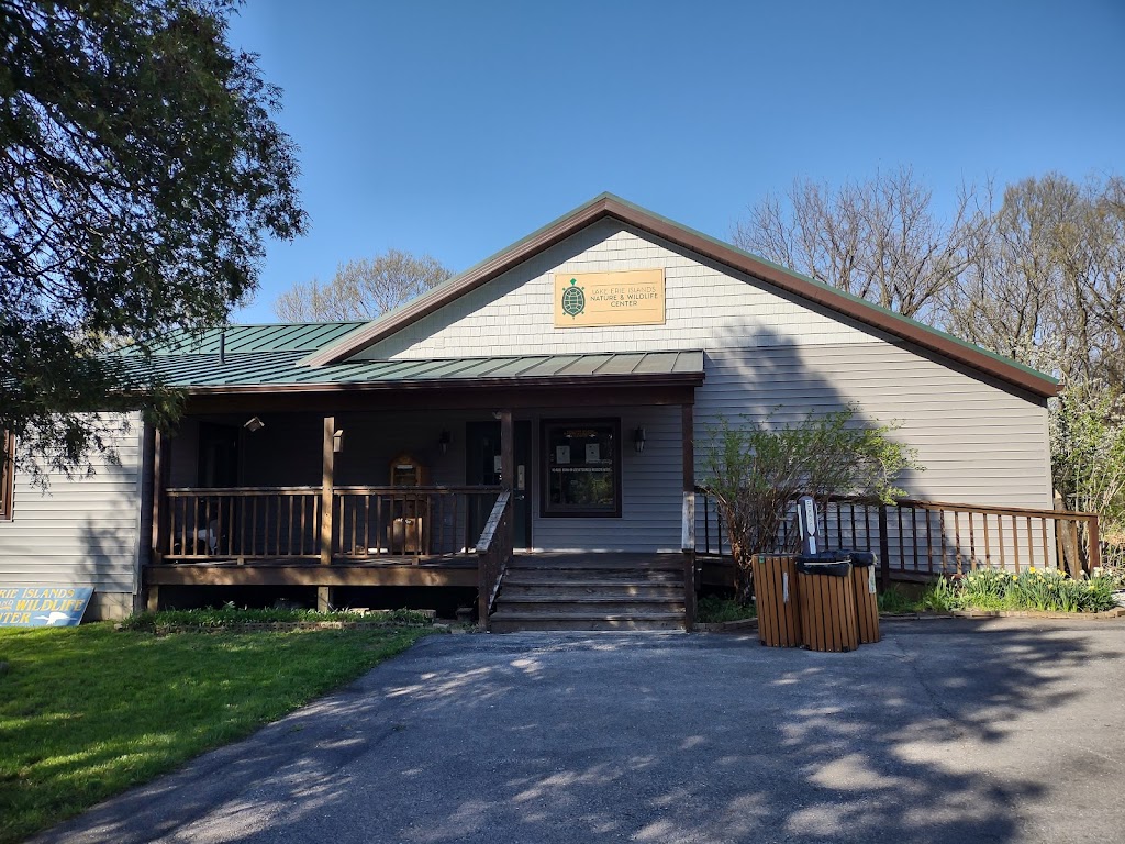 Lake Erie Islands Nature & Wildlife Center | 255 Meechen Rd, Put-In-Bay, OH 43456, USA | Phone: (419) 285-3037