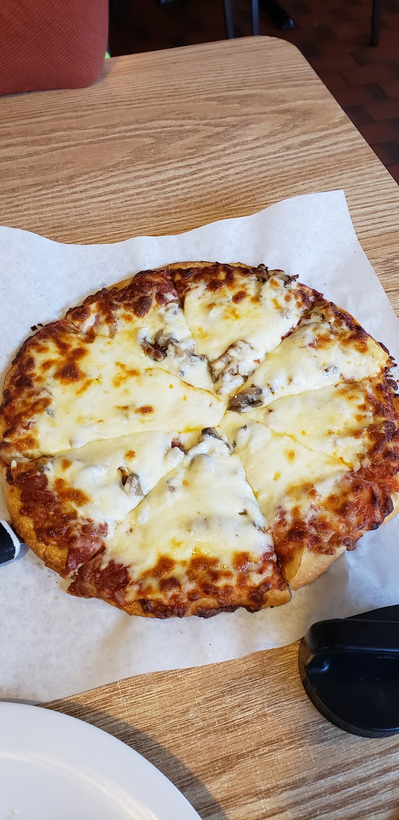 Reds Pizza | 381 Perry St, Fostoria, OH 44830, USA | Phone: (419) 435-2224