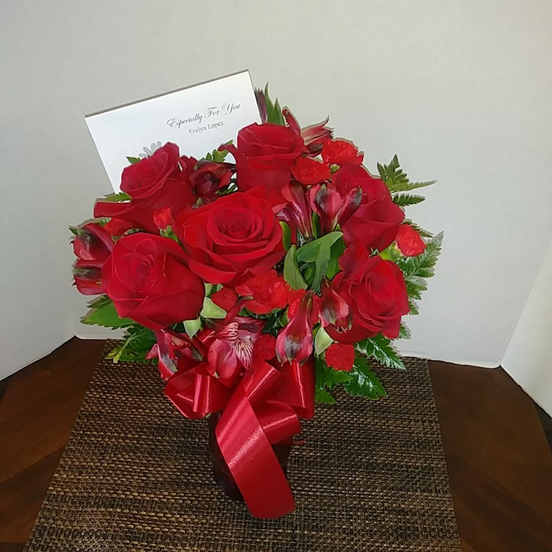 Pantego Florist & Gifts | 2400 W Pioneer Pkwy #132, Arlington, TX 76013, USA | Phone: (817) 261-8023