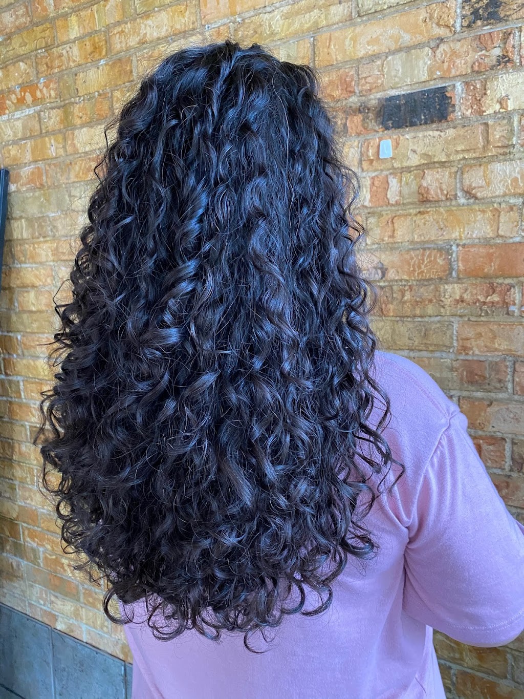 Eli Curls | 500 Rob Roy Dr, Clermont, FL 34711, USA | Phone: (469) 427-2338