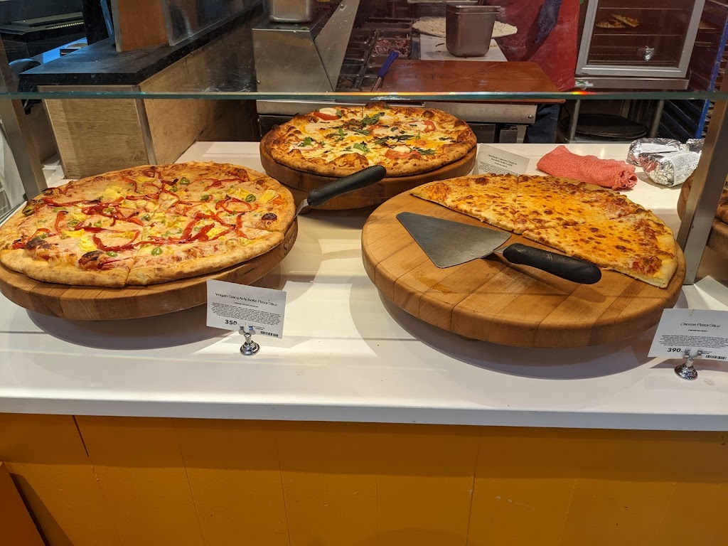 Pizza by Whole Foods Market | 12746 W Jefferson Blvd, Playa Vista, CA 90094, USA | Phone: (310) 862-9900