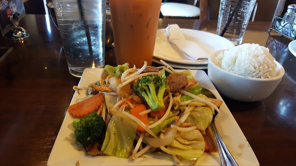 Palm Thai Cuisine | 29263 Central Ave, Ste #C, Lake Elsinore, CA 92532, USA | Phone: (951) 437-3939