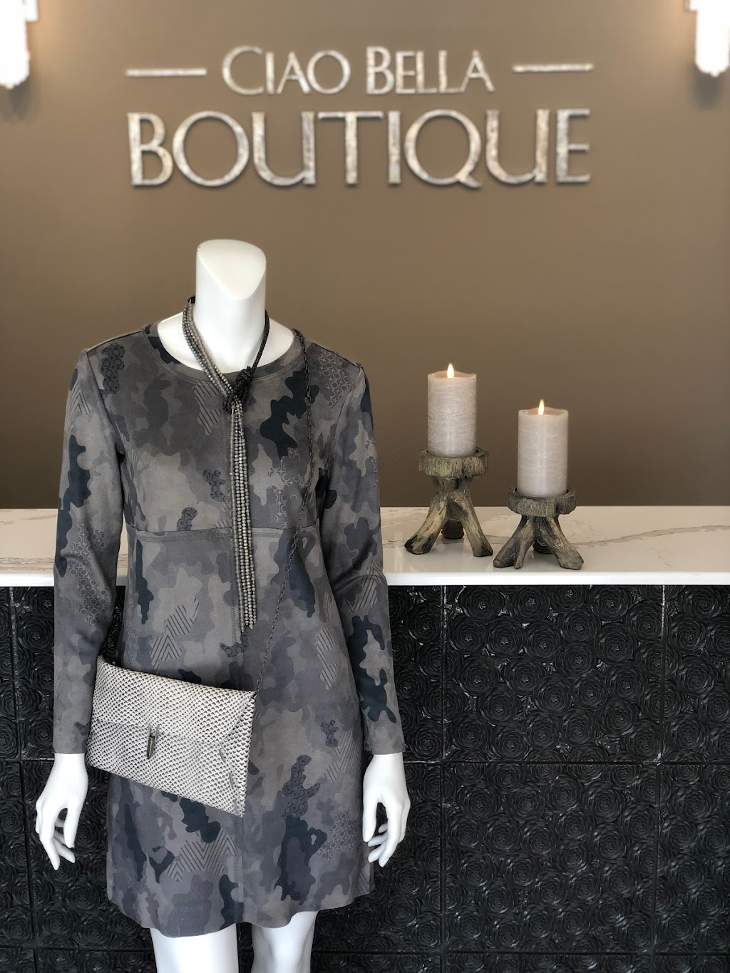 Ciao Bella Boutique And More | 305 E Main St, Waunakee, WI 53597, USA | Phone: (608) 849-2426