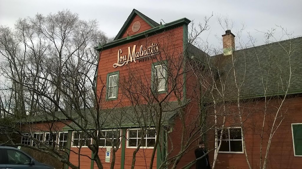 Buffalo Grove - Lou Malnatis Pizzeria | 85 S Buffalo Grove Rd, Buffalo Grove, IL 60089, USA | Phone: (847) 215-7100