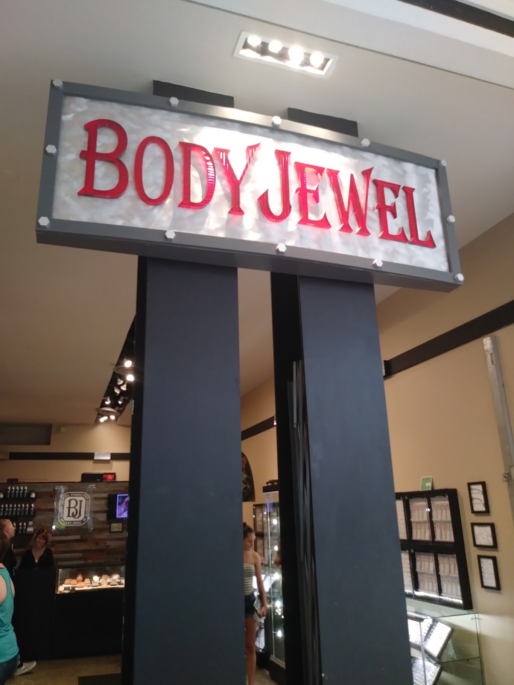 Body Jewel | 5043 Tuttle Crossing Blvd, Dublin, OH 43016, USA | Phone: (614) 799-8000