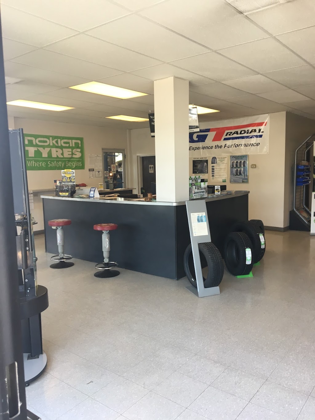 Walker Tire Point S | 615 N Chestnut St, Wahoo, NE 68066, USA | Phone: (402) 443-3309