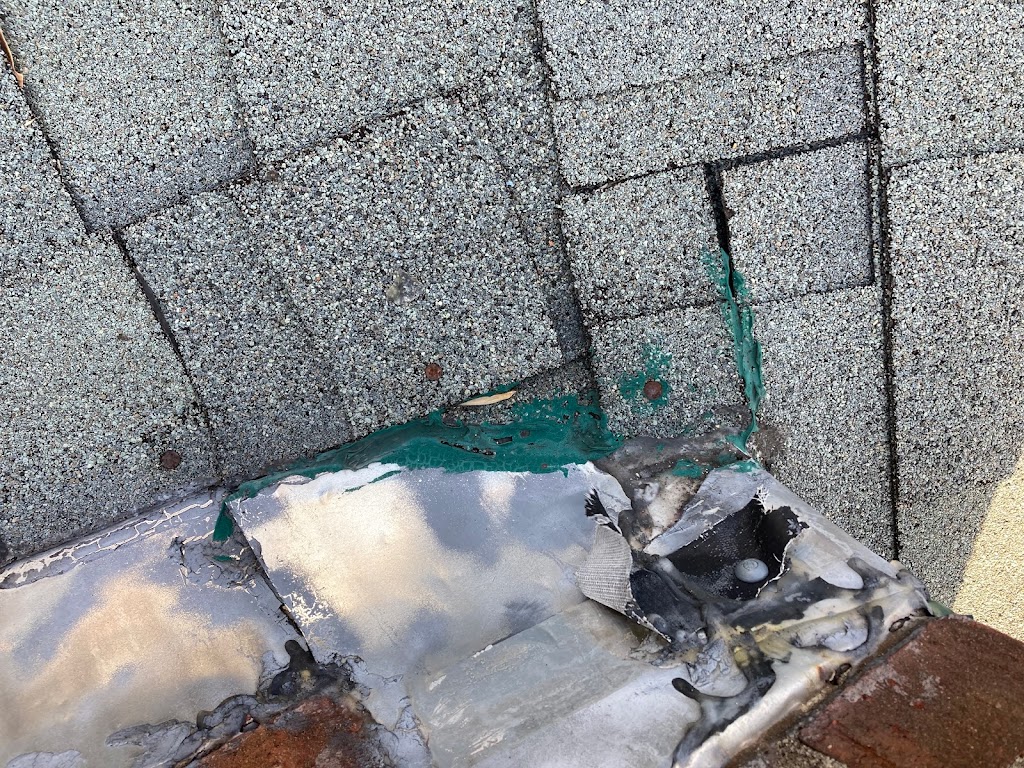 (B.R.S) Bad Roofing Solutions & Repairs | 36 Kilarny Ct, Ridgeway, VA 24148, USA | Phone: (276) 806-1067