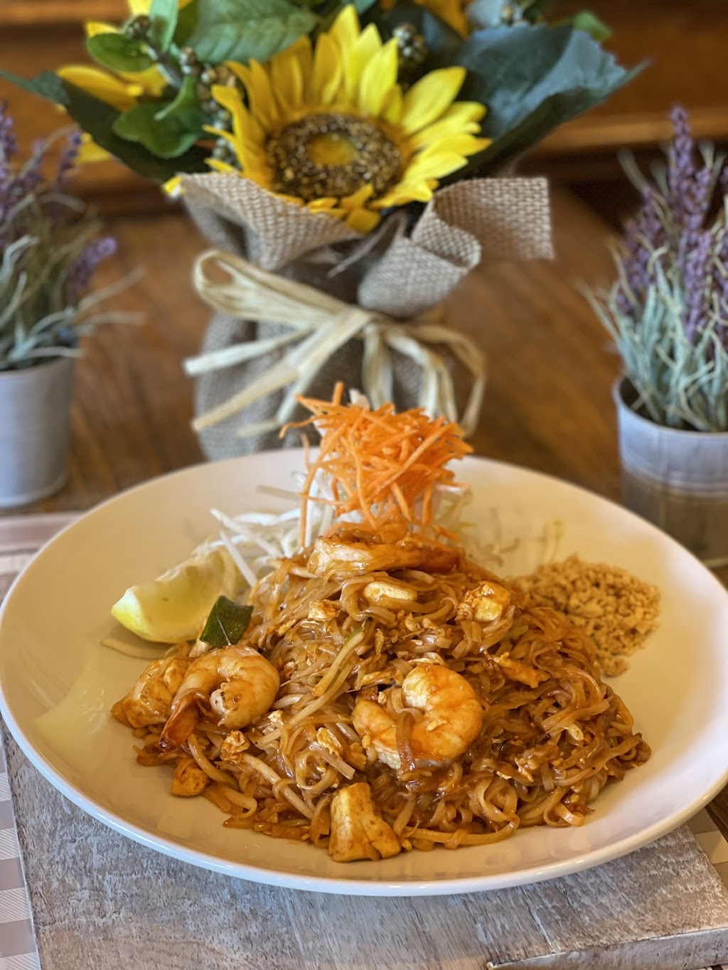 Similan Thai Cuisine | 9000 Crow Canyon Rd K, Danville, CA 94506, USA | Phone: (925) 648-1790