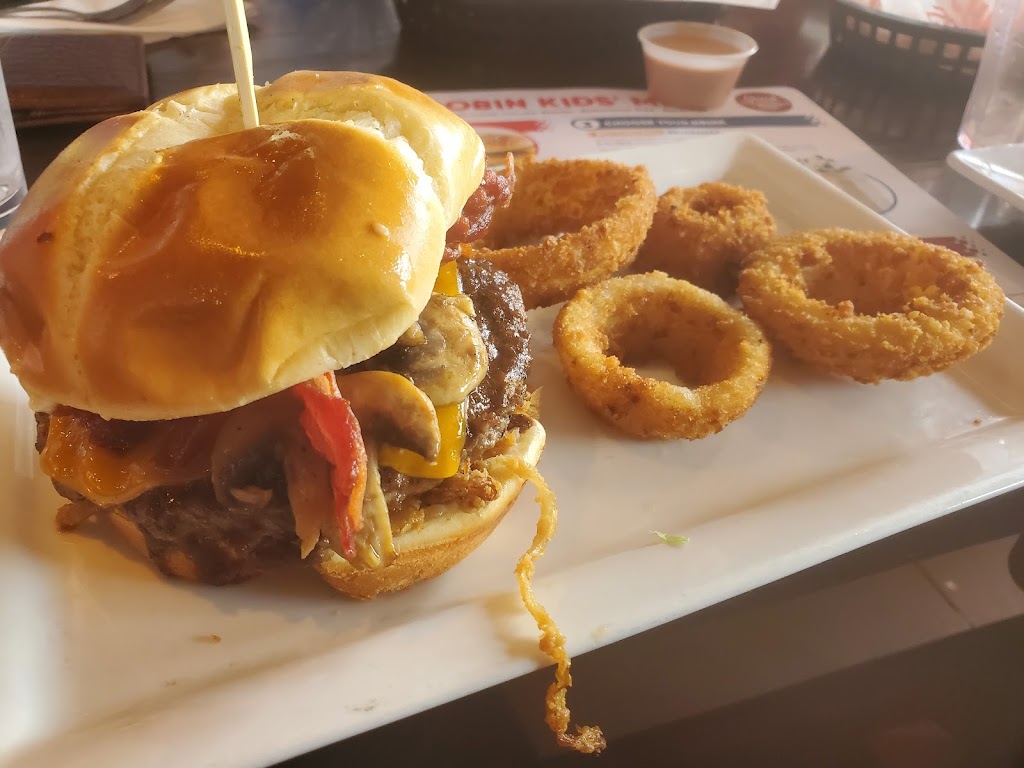 Red Robin Gourmet Burgers and Brews | 9810 Riverside Pkwy, Tulsa, OK 74137, USA | Phone: (918) 296-0072