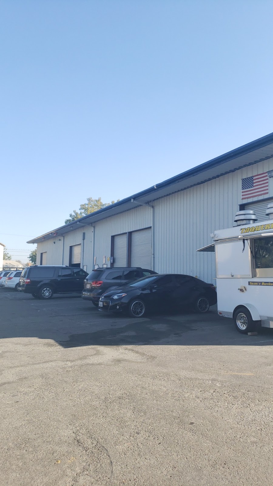 Happy Indoor Soccer | 142 Blankenburg Ave, Modesto, CA 95351, USA | Phone: (209) 527-9084