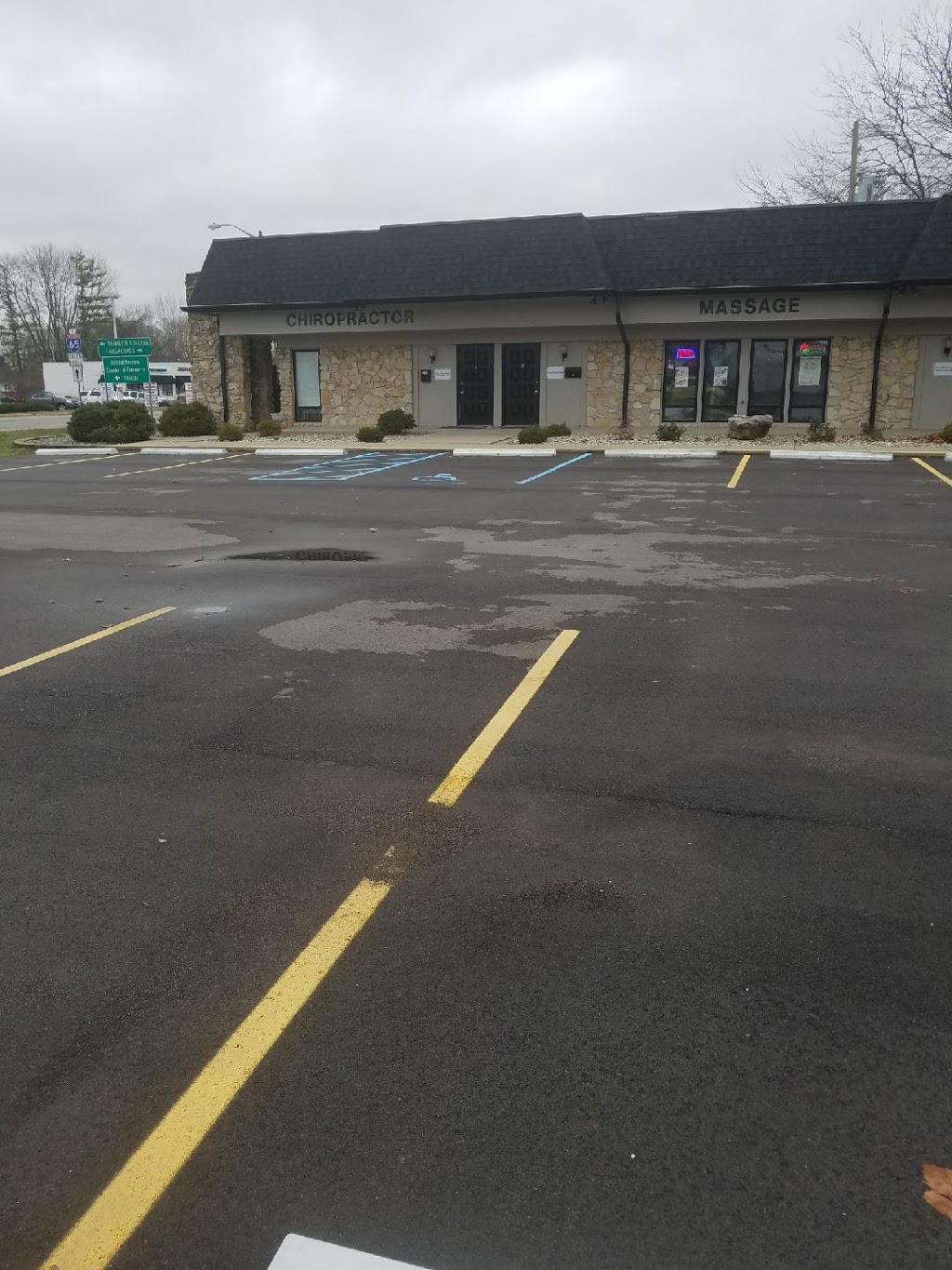 Storm Chiropractic Clinic | 701 W Madison St # A, Franklin, IN 46131, USA | Phone: (317) 868-8000