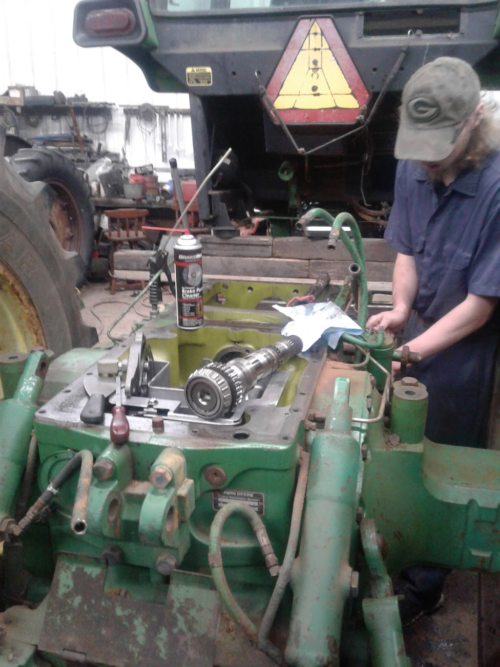 Dons Tractor Repair | 1481 US-12, Roberts, WI 54023, USA | Phone: (715) 796-5266