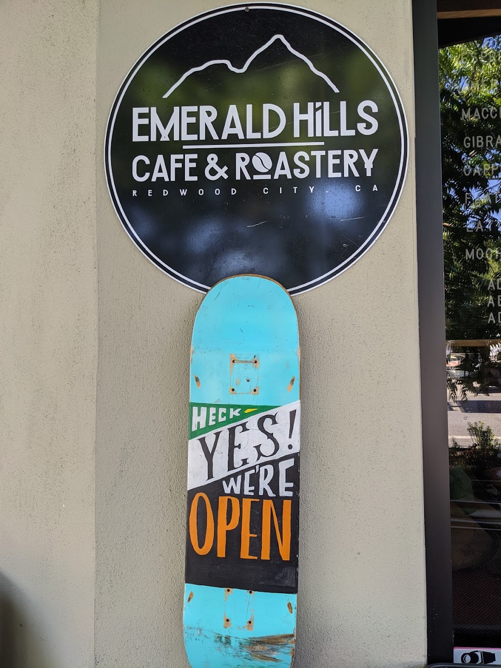 Emerald Hills Cafe & Roastery | 3203 Oak Knoll Dr, Emerald Hills, CA 94062, USA | Phone: (650) 257-7864