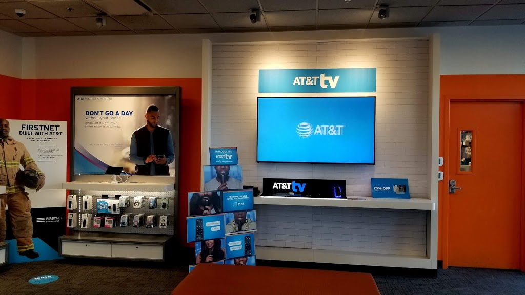 AT&T Store | 5100 S McClintock Dr Suite 108, Tempe, AZ 85282 | Phone: (480) 820-2135