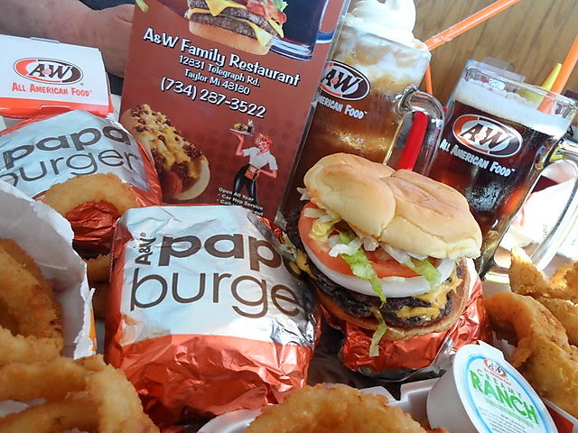 A&W Restaurant | 1467 South Dr, Lincoln Park, MI 48146, USA | Phone: (313) 382-5090