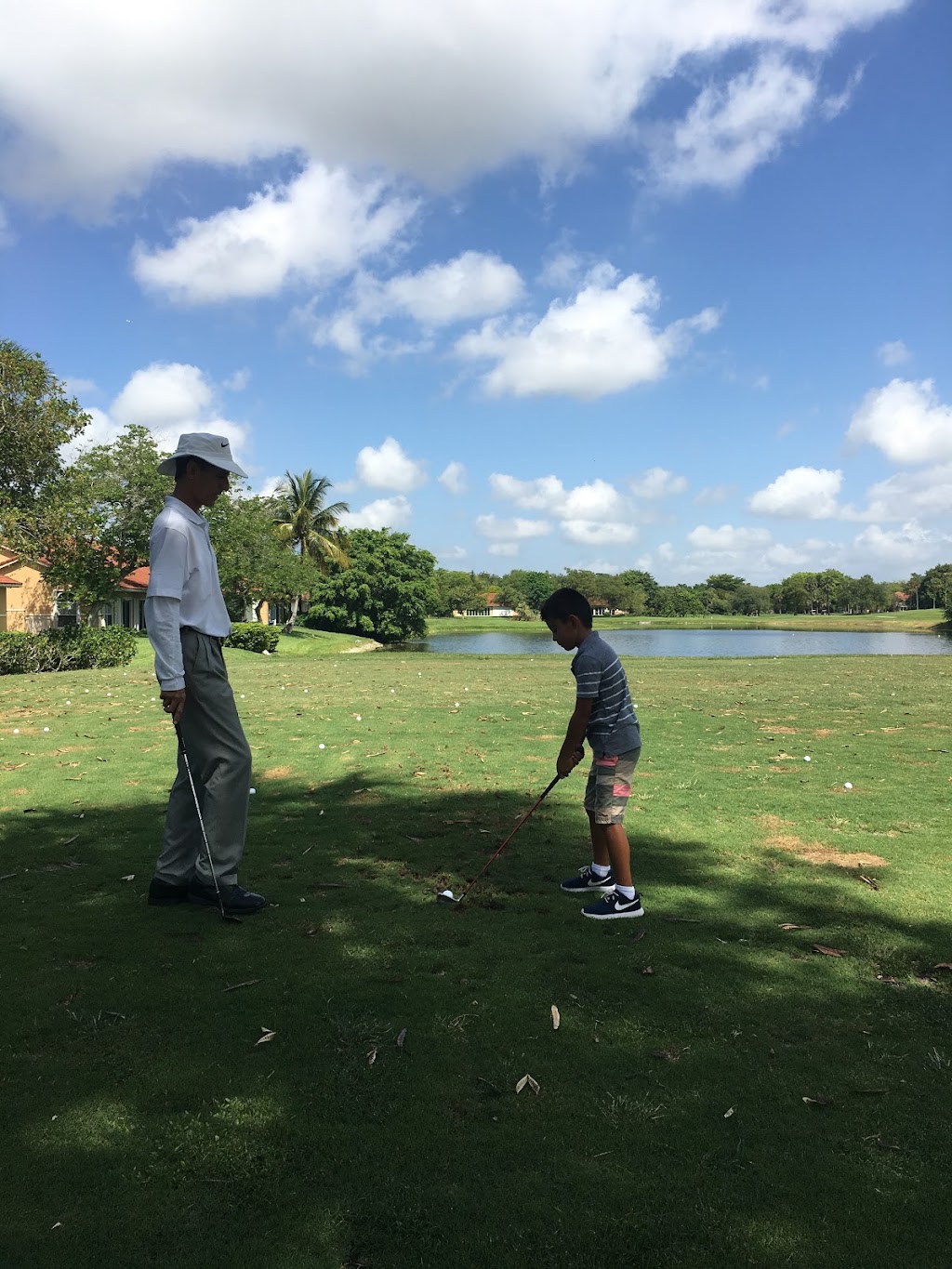 Contes Palm-Aire Golf Academy | 3701 Oaks Clubhouse Dr, Pompano Beach, FL 33069, USA | Phone: (954) 971-7867