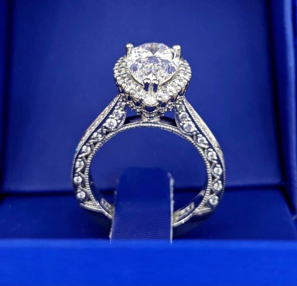 International Diamond Center | 320 S Alafaya Trail, Orlando, FL 32828, USA | Phone: (407) 770-5991