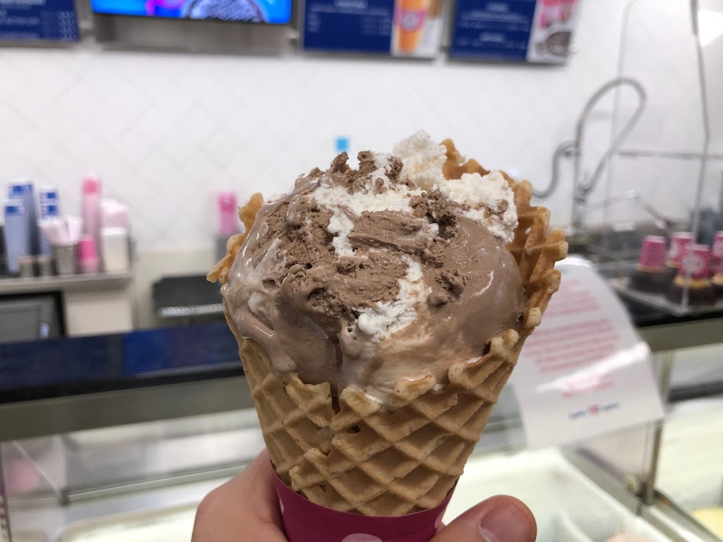 Baskin-Robbins | 2704 Cross Timbers Rd Suite 106, Flower Mound, TX 75028, USA | Phone: (972) 539-4669