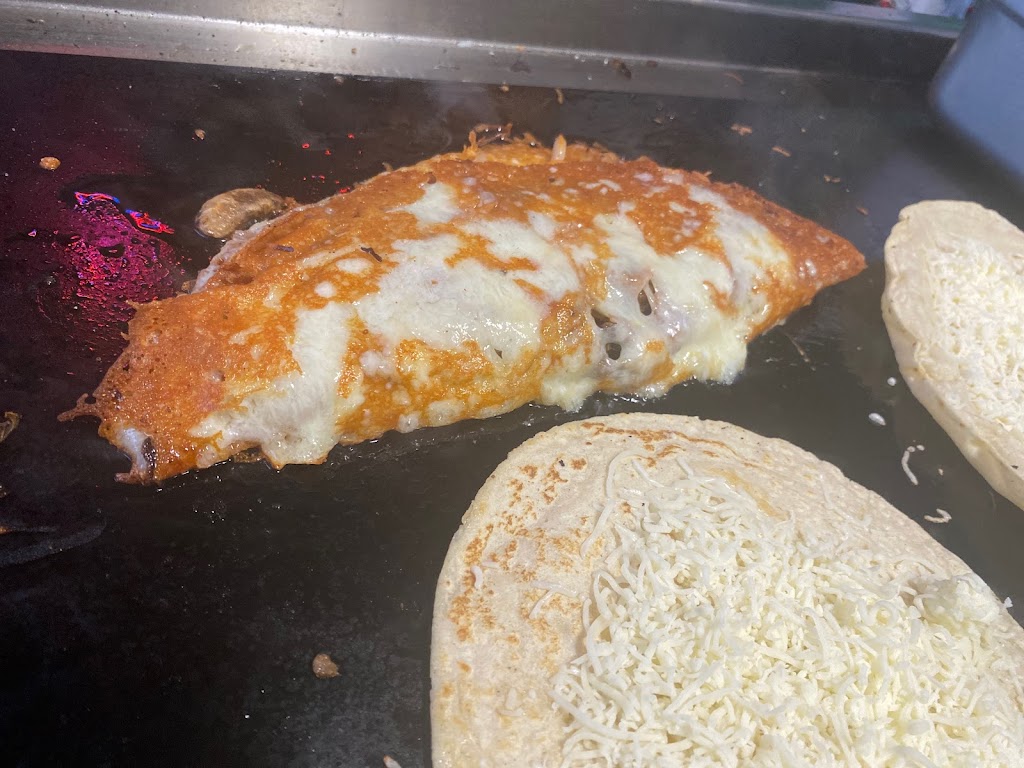 La Casa Verde Menudo & Pupusas | 4965 Wadsworth Ave, Los Angeles, CA 90011, USA | Phone: (323) 394-6704