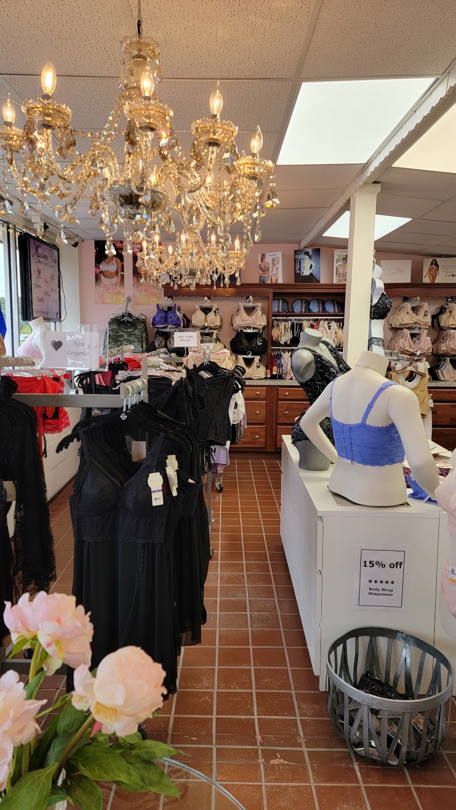 Madame Pirie Famise Corset Shoppe | 1660 Western Ave, Albany, NY 12203, USA | Phone: (518) 869-0400