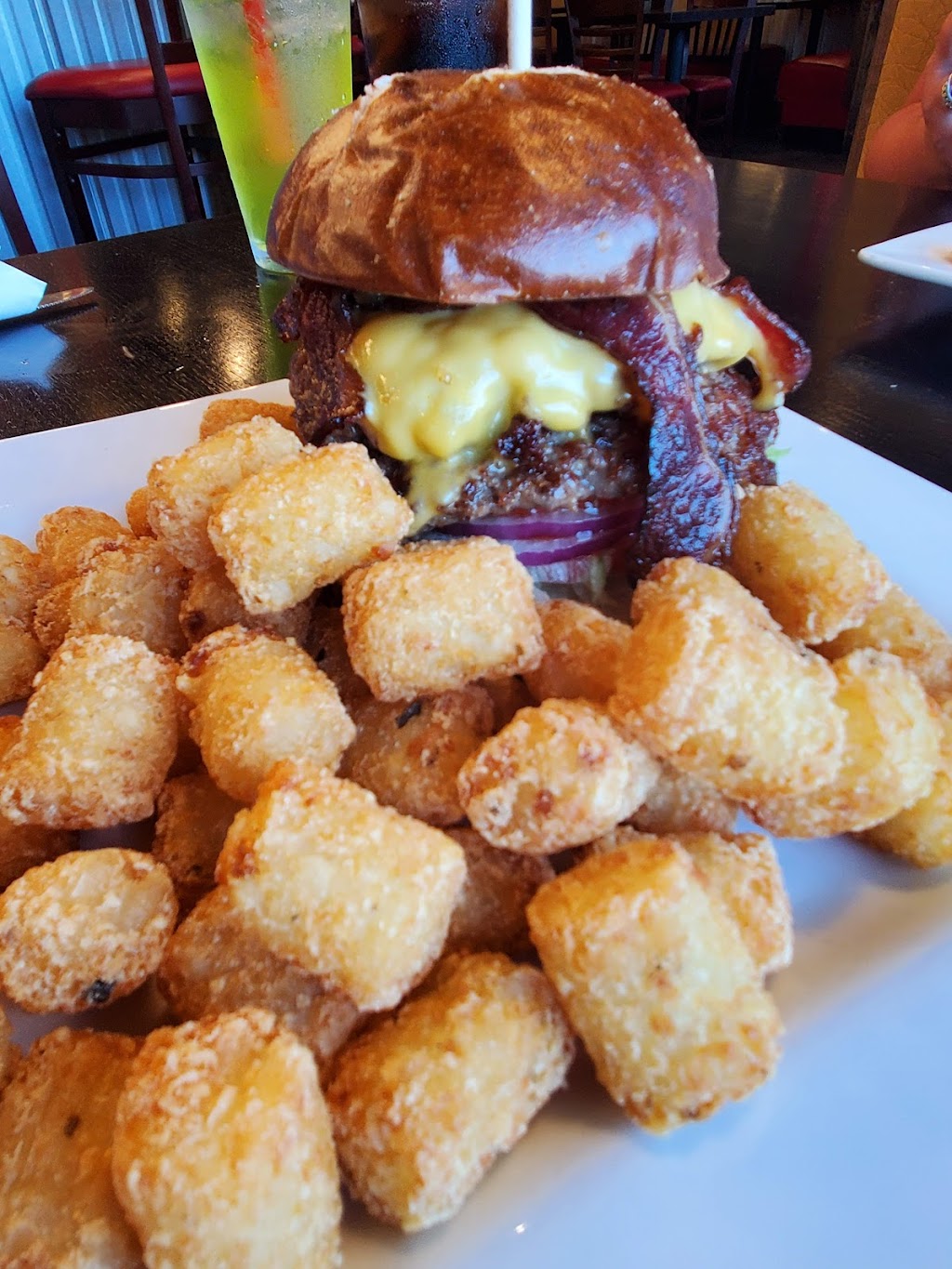 Famous Hamburger | 44011 Ford Rd, Canton, MI 48187, USA | Phone: (734) 667-1276