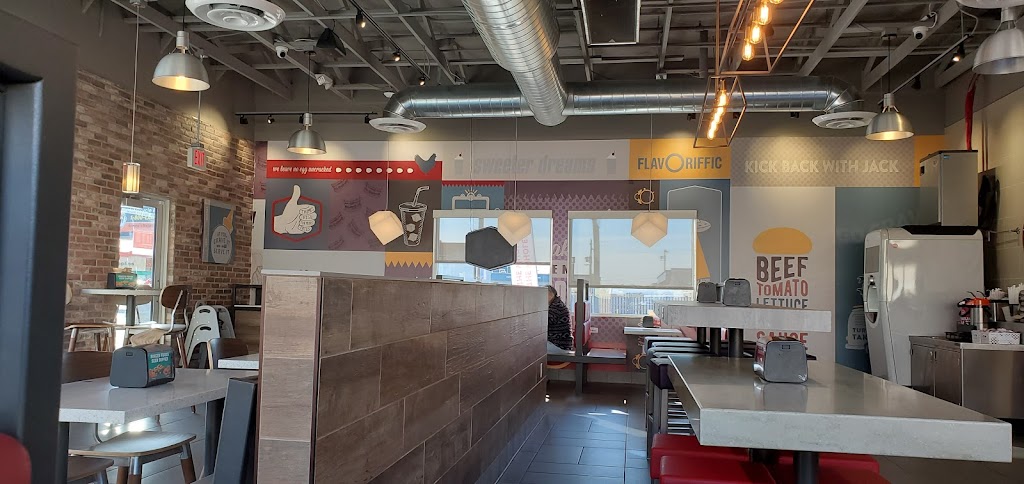 Jack in the Box | 2800 W Dunlap Ave, Phoenix, AZ 85051, USA | Phone: (602) 675-0617