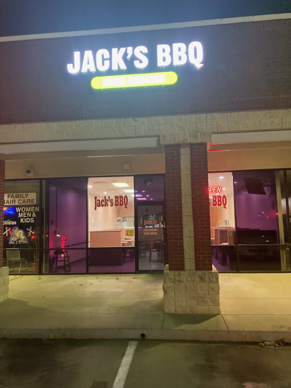 Jacks BBQ and Home Cooking #2 | 3515 Sycamore School Rd #138, Fort Worth, TX 76133, USA | Phone: (682) 250-4504
