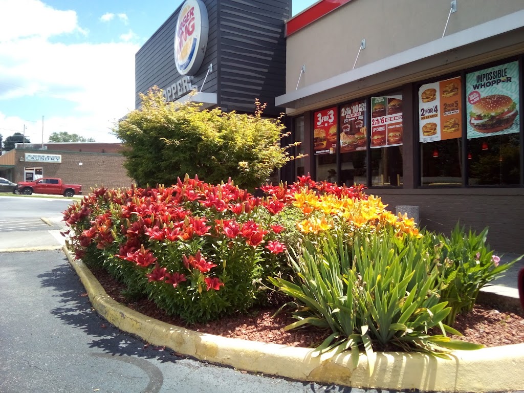 Burger King | 816 Church St E, Martinsville, VA 24112, USA | Phone: (276) 638-1270