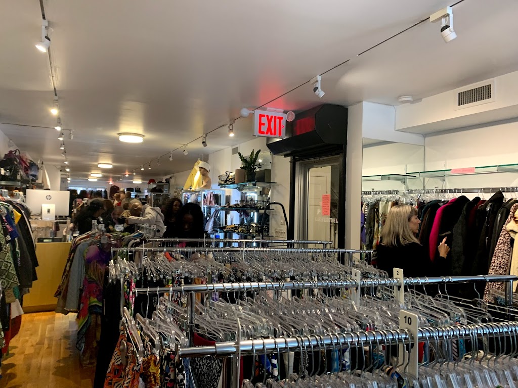 La Boutique Resale Consignments | 1132 Madison Ave 2nd Floor, New York, NY 10028, USA | Phone: (212) 988-1998