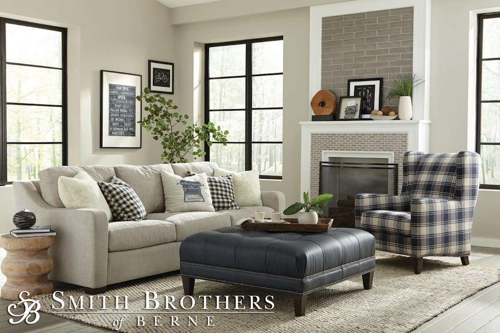 Woodleys Fine Furniture - Centennial | 8281 S University Blvd, Centennial, CO 80122, USA | Phone: (303) 221-4140