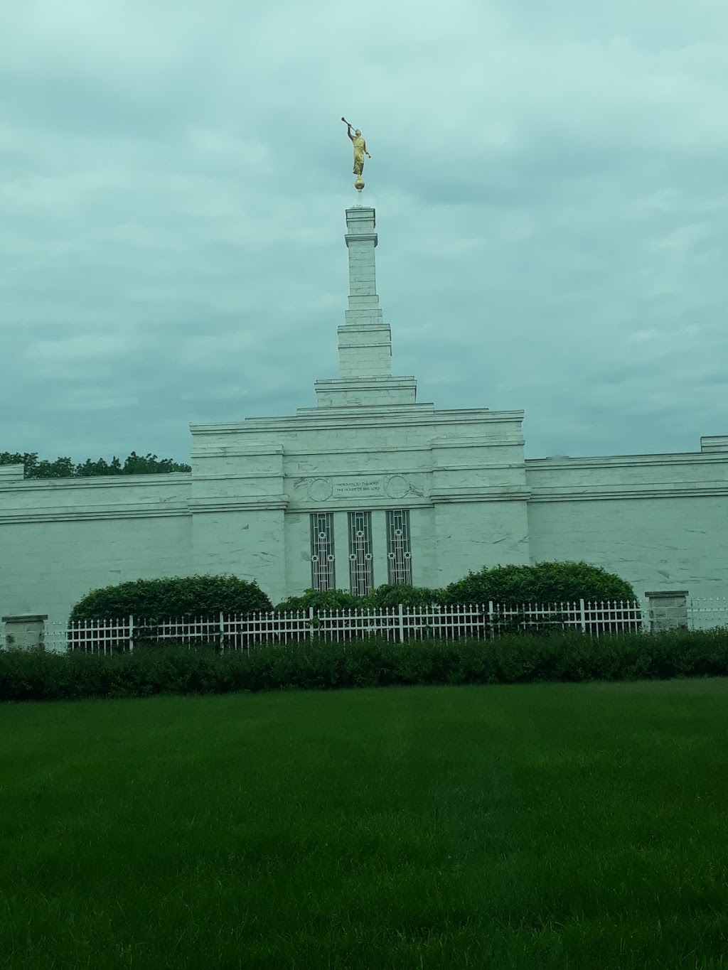 Detroit Michigan Temple | 37425 Woodward Ave, Bloomfield Hills, MI 48304, USA | Phone: (248) 593-0690