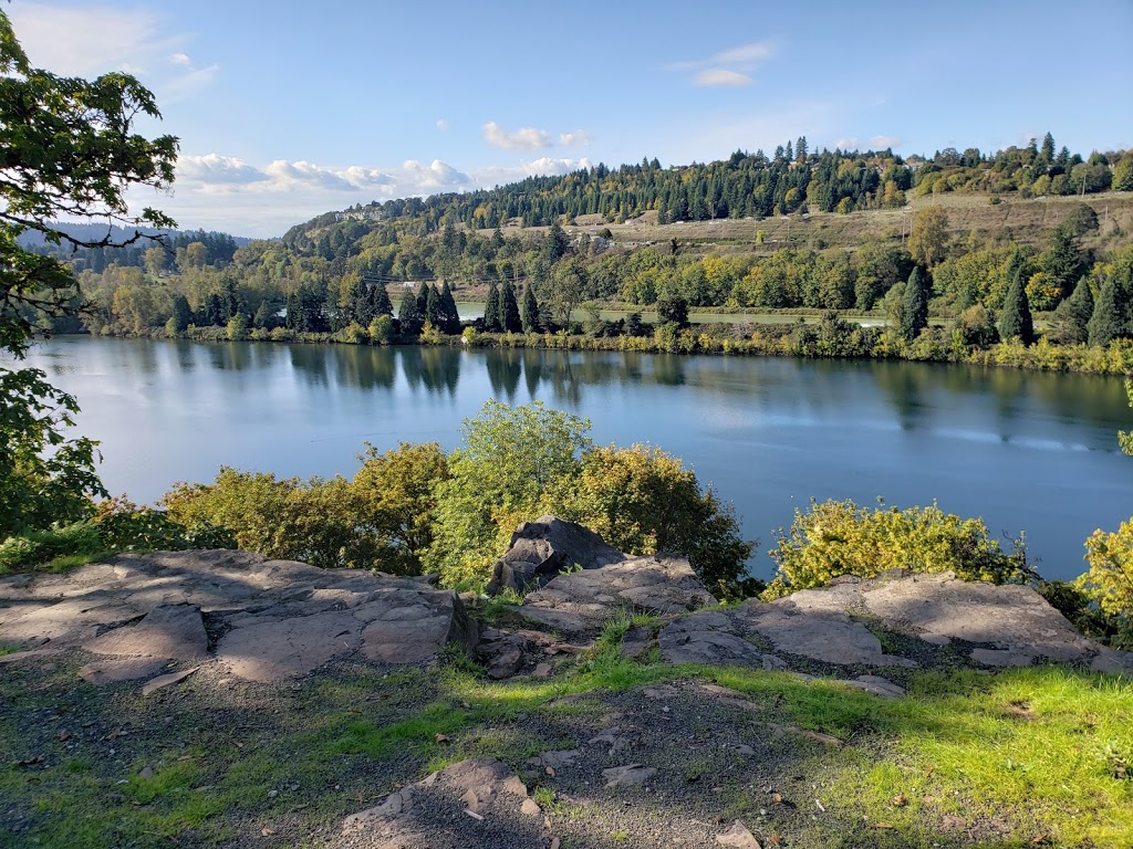 Canemah Bluff Nature Park | 4th Ave, Oregon City, OR 97045, USA | Phone: (503) 797-1545