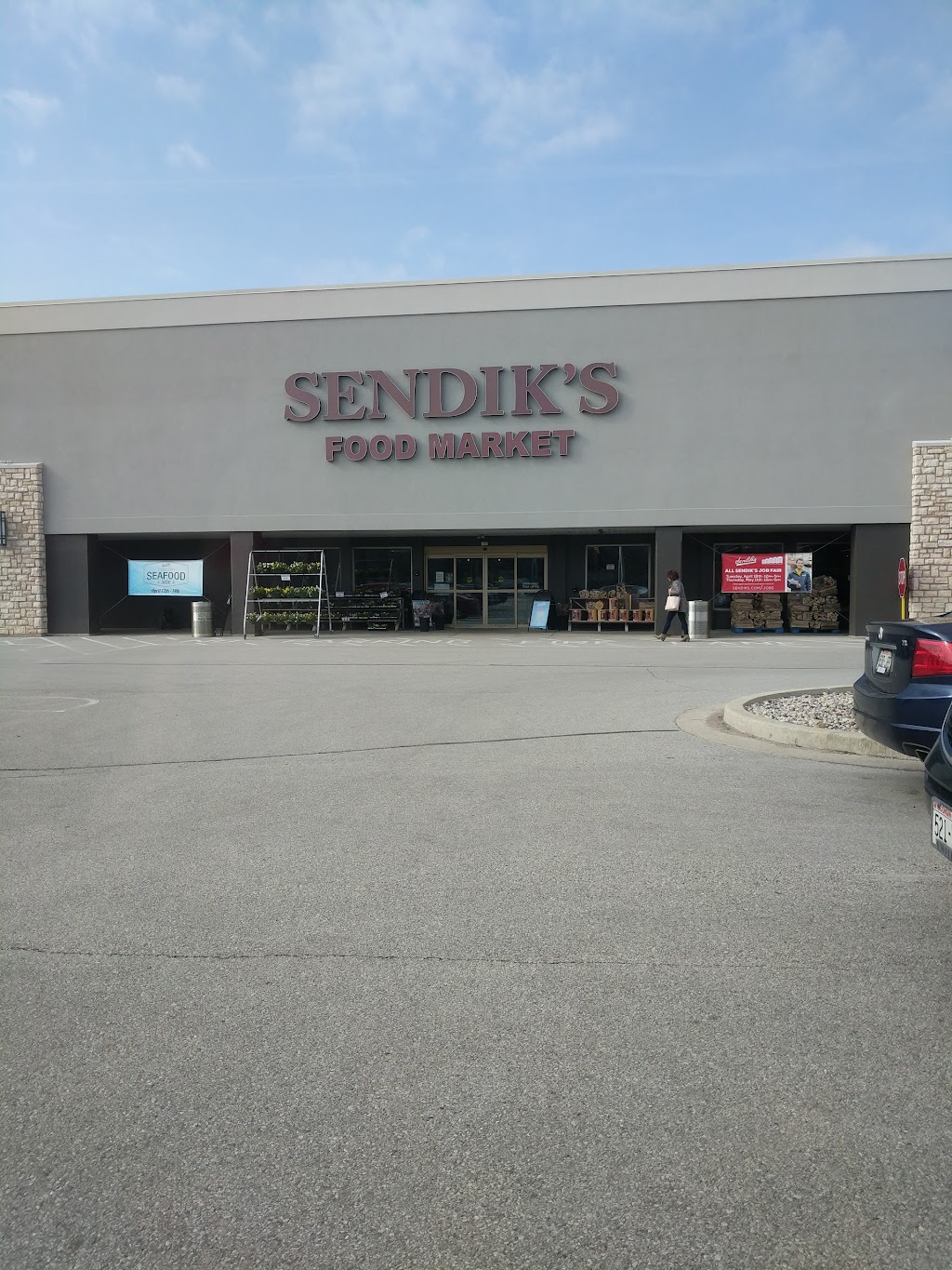 Sendiks Food Market | 600 Hartbrook Dr, Hartland, WI 53029 | Phone: (262) 369-0900