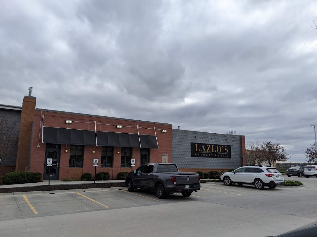 Lazlos Brewery & Grill - Omaha | 2425 S 192nd Ave, Omaha, NE 68130, USA | Phone: (402) 289-5840