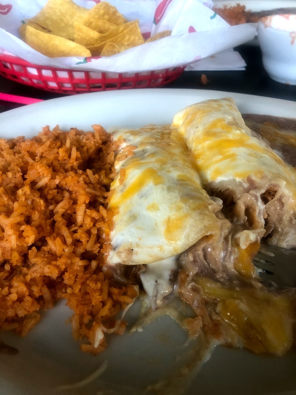 El Toro Mexican Restaurant & Bar | 176 W 3rd St, Lafayette, OR 97127, USA | Phone: (503) 714-4956