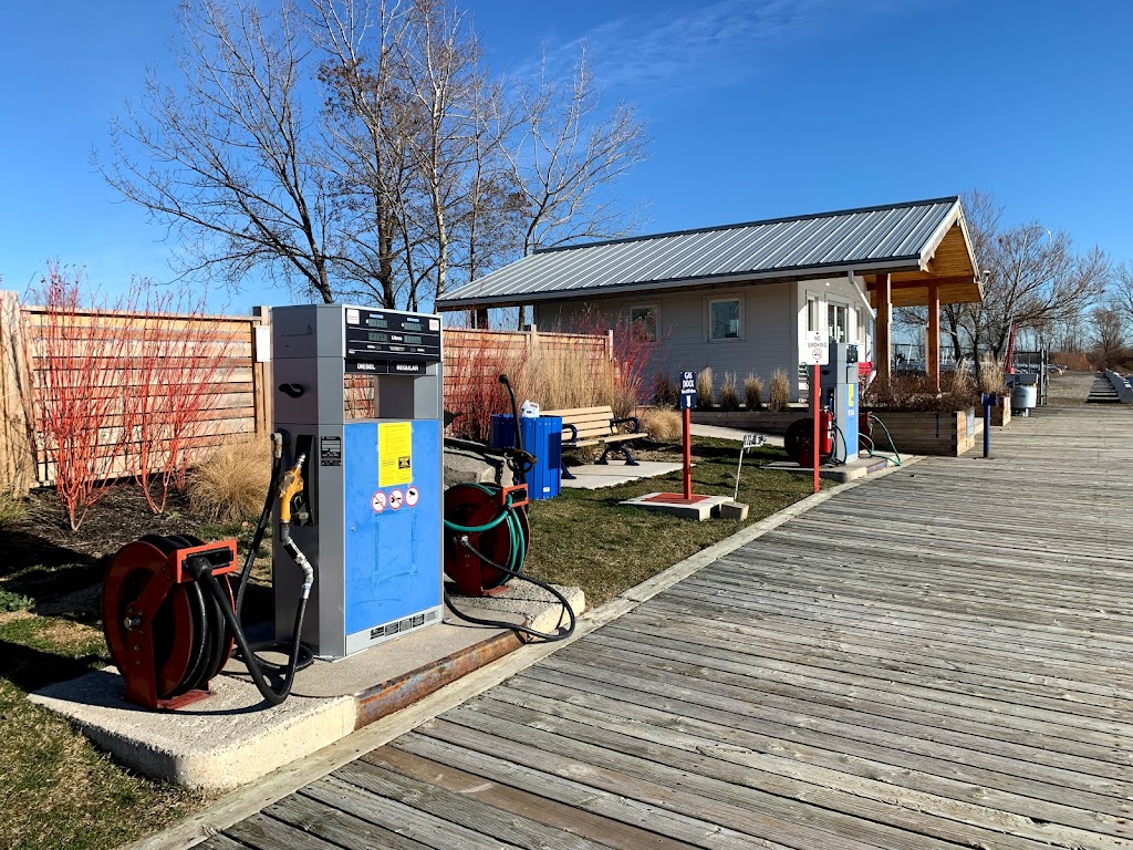 Fuel Dock - Outer Harbour Marina | 475 Unwin Ave, Toronto, ON M4M 3M2, Canada | Phone: (416) 778-6245