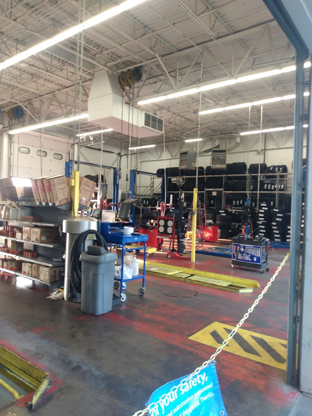 Walmart Auto Care Centers | 1200 N Hwy 77, Waxahachie, TX 75165, USA | Phone: (972) 937-3170