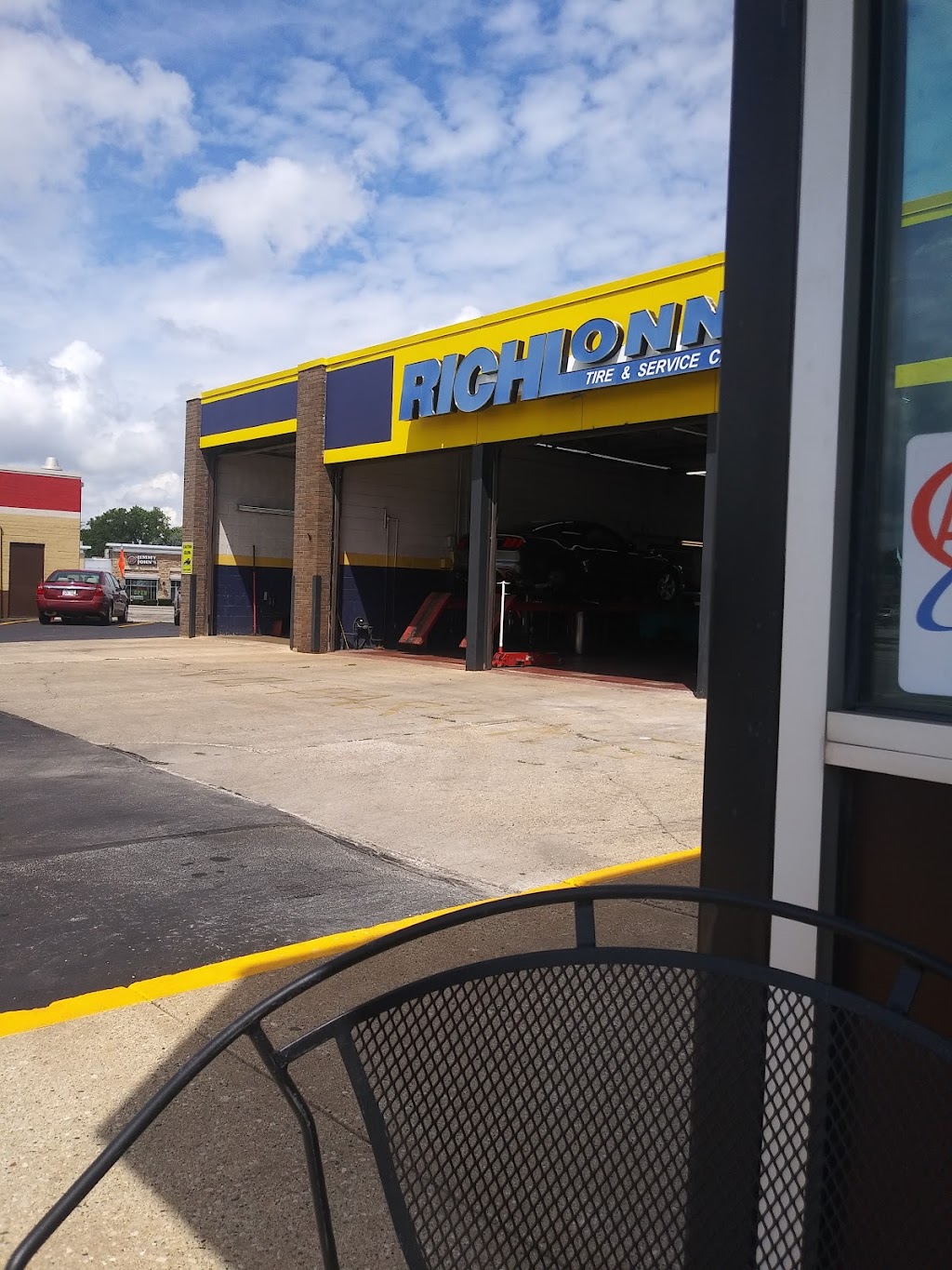 Richlonns Tire & Service Centers | 5418 Washington Ave, Racine, WI 53406, USA | Phone: (262) 632-6161