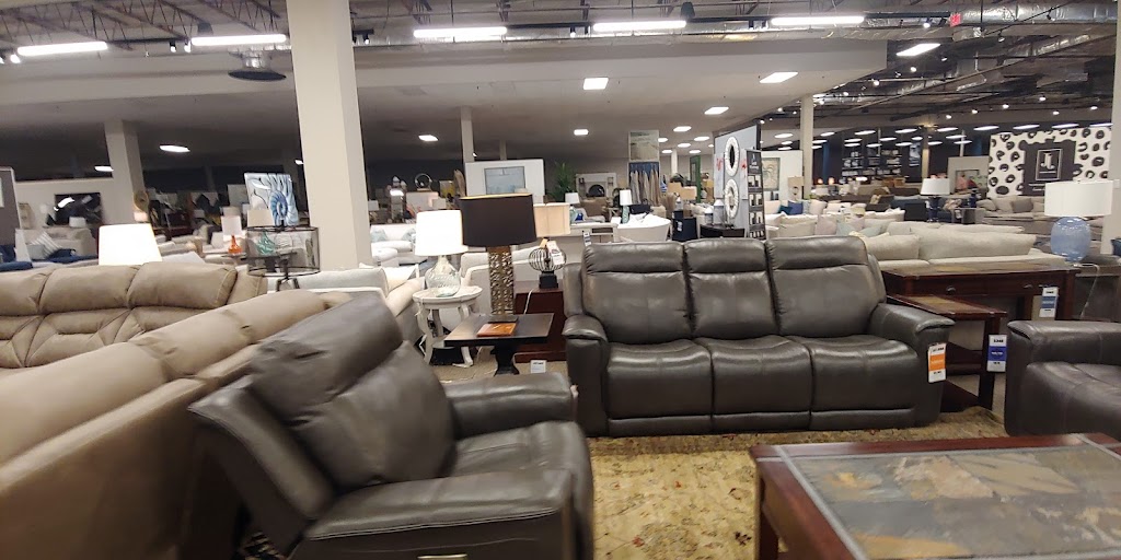 Haynes Furniture | 6550 Hull Street Rd, Richmond, VA 23224, USA | Phone: (804) 276-1060